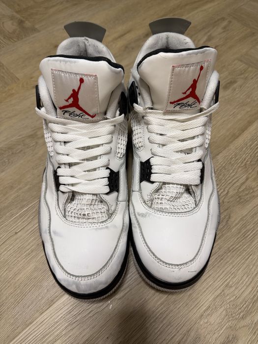 Jordan 4 White Cement