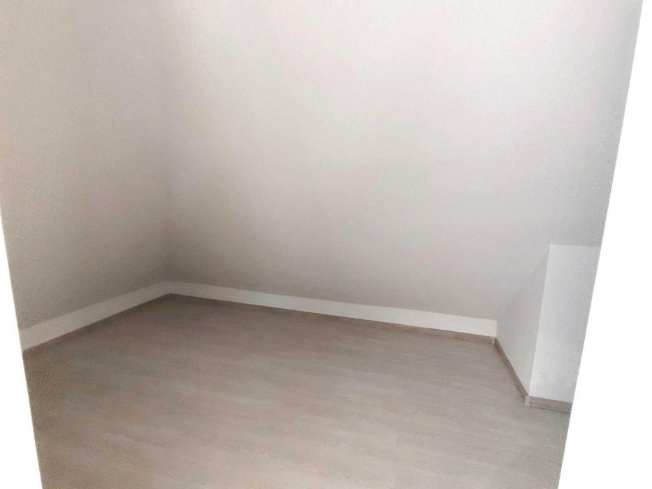 ЕРА Надежда продава двустаен апартамент в ж.к Надежда 1