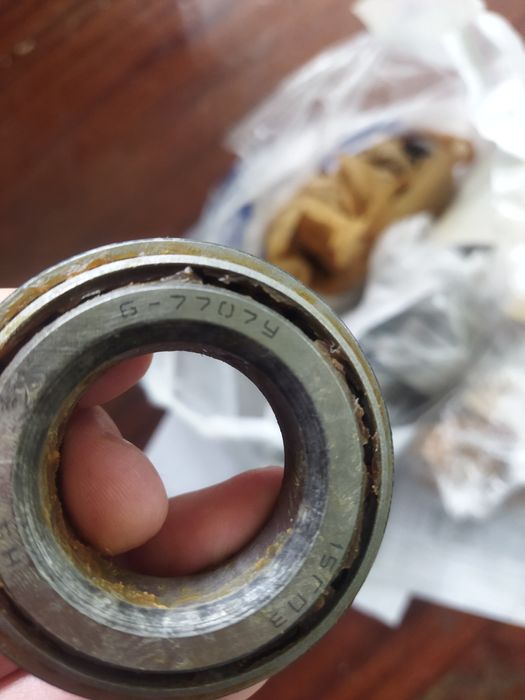 Продам подшипники.