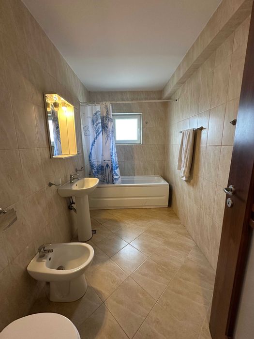 persoana fizica vand apartament