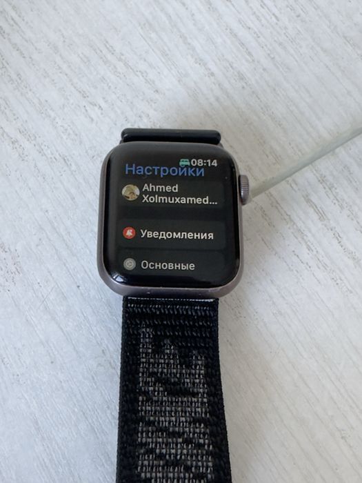 Apple Watch Series 5 (Space Gray, 32 GB