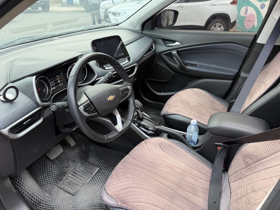 Tracker 2 Premier toza 2023 Tonirovka bor