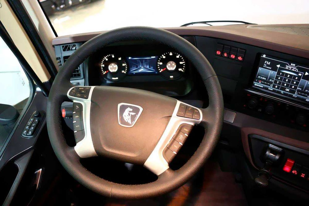 Седельный тягач КАМАЗ-54901 (4x2)