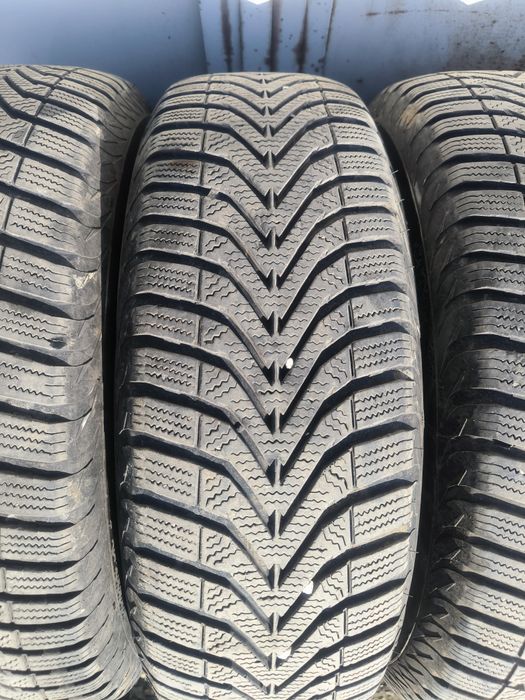 Джанти 5х114.3 R15 със зимни гуми и тасове