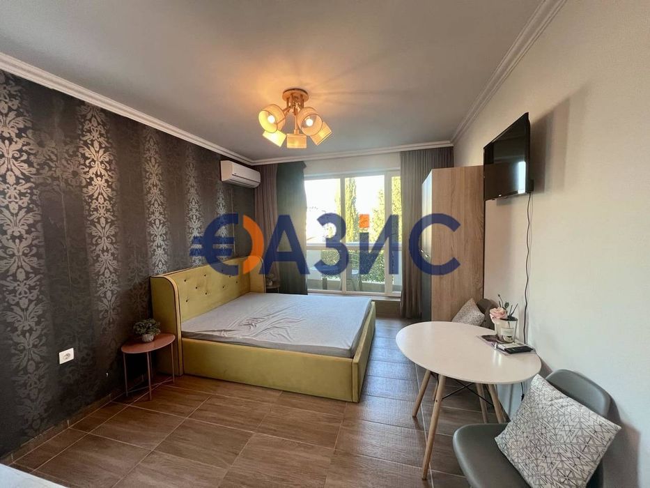 Продава се Едностаен апартамент в к.к. Слънчев бряг - 33 кв.м за 920 €/кв.м - Снимка #2