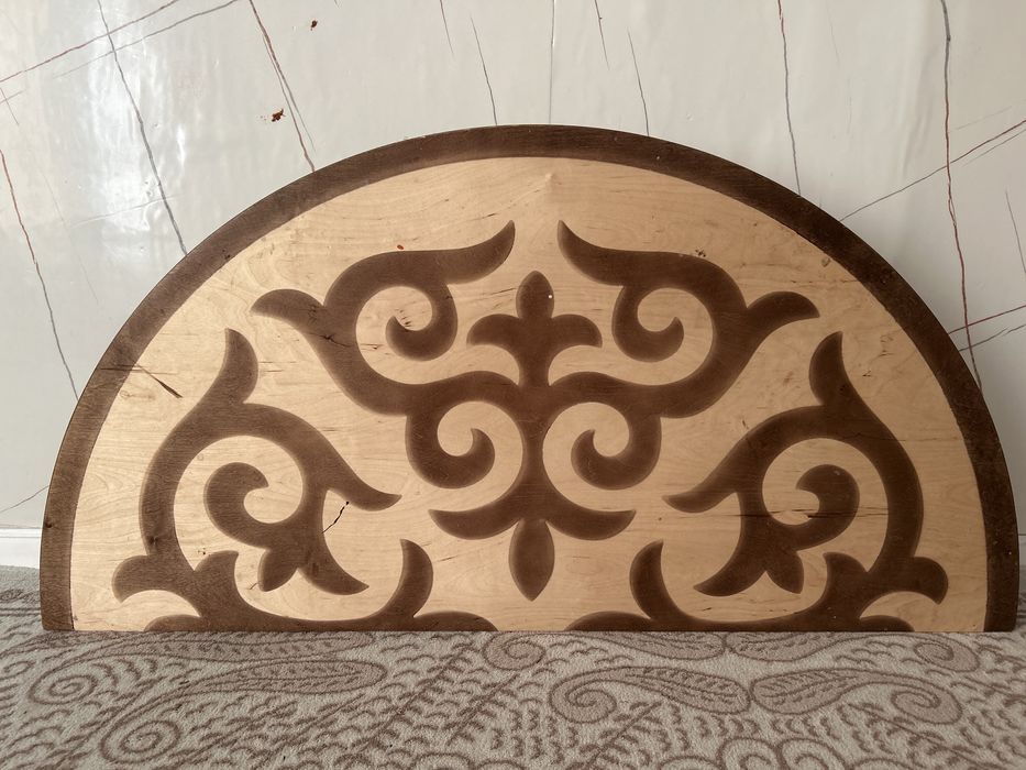 Раскладной стол для гостинной