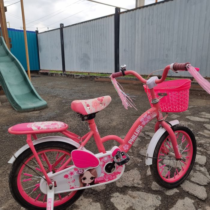 Продаю велосипед для девочки.