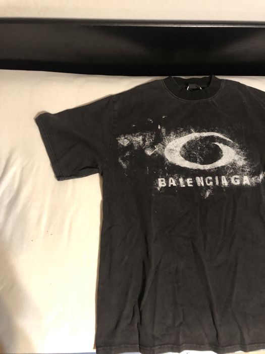 Tricou Balenciaga , calitate premium , pe stoc , nou , XL