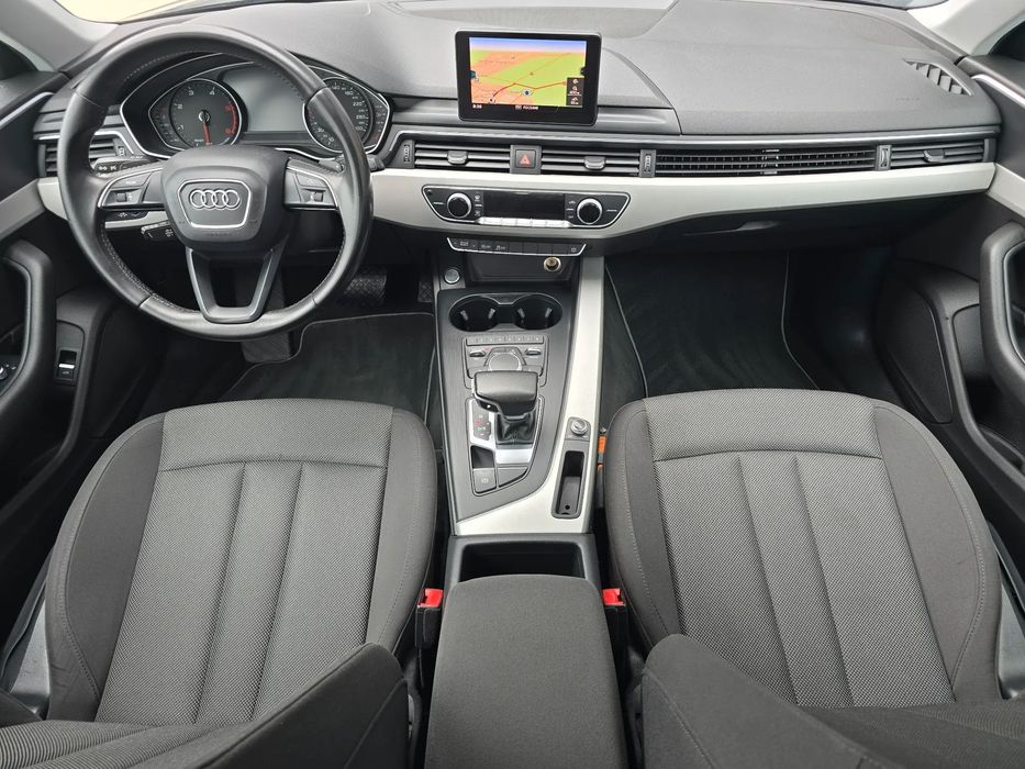 Audi A4 Limuzina
