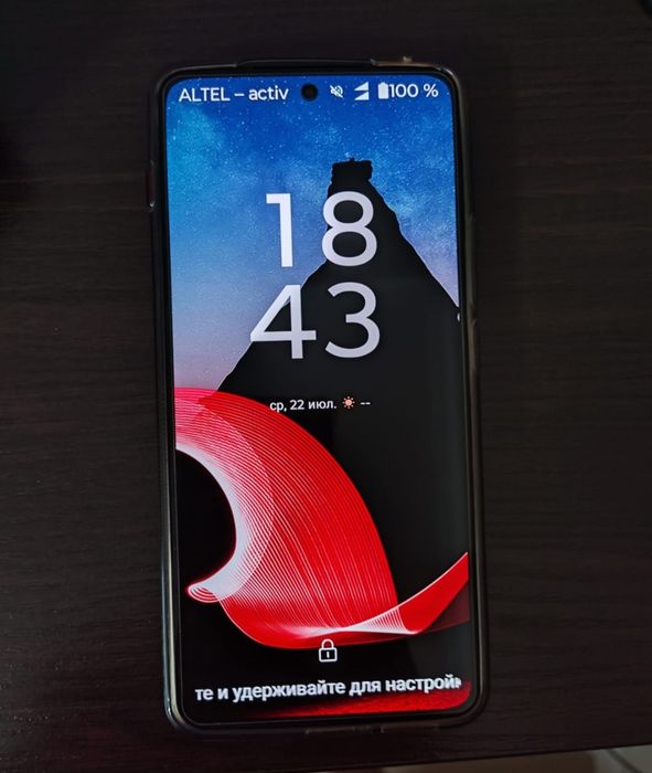 Продам оригинальный Motorola ThinkPhone