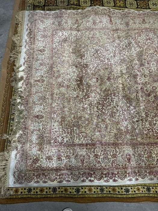 продается ковер