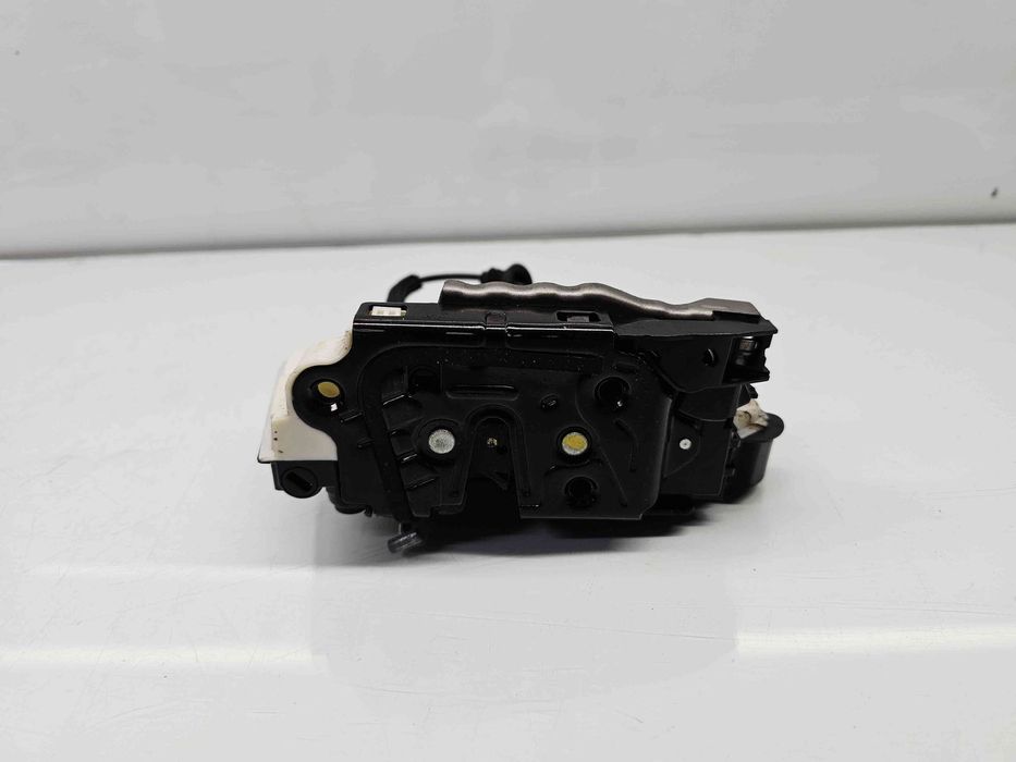 Broasca usa dreapta spate Skoda Yeti (5L) [Fabr 2009-2020] 5E0839016