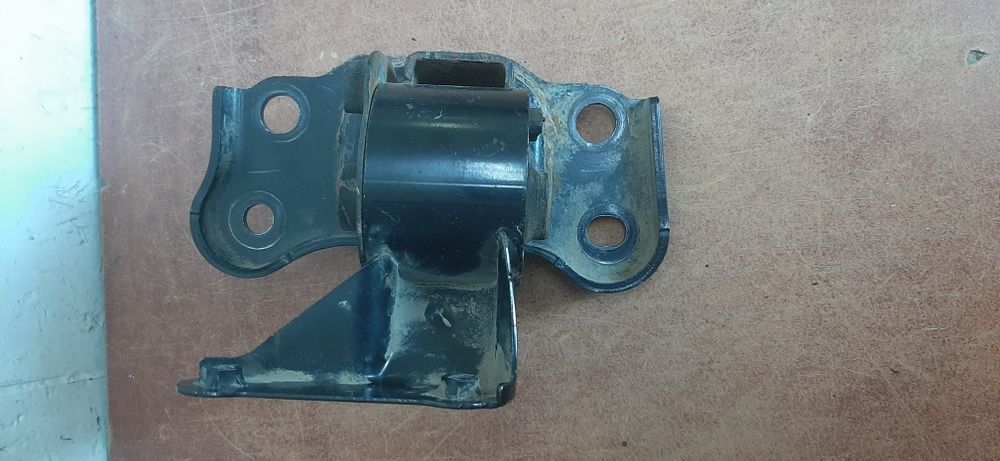 опора двигателя,  подушка