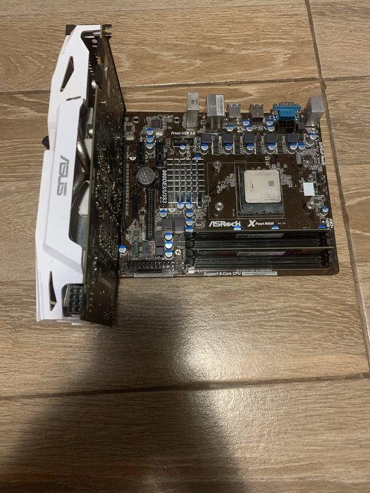 Vand kit de placa de baza cu placa video rami si procesor