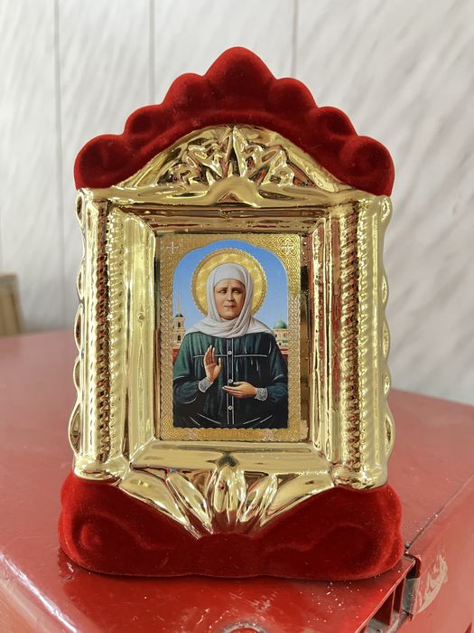 Иконы фарфоровые позалоченные