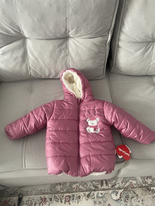 Куртка для девочки. Новая
