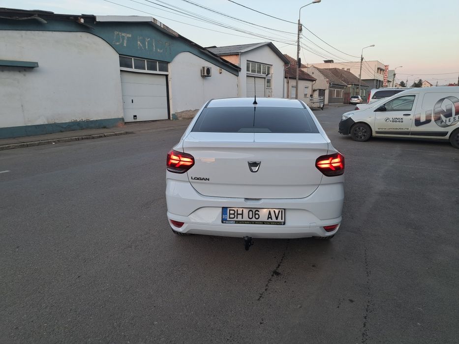 Vand  logan  1.0 benzina euro 6