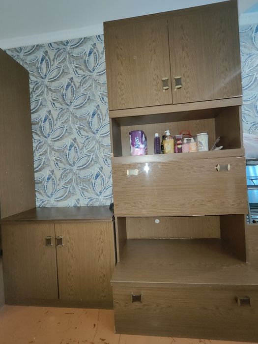 Продам мебельную стенку