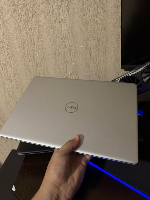 Dell inspiron core i5 1035