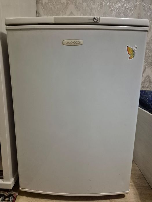 Продам недорого холодильник б/у