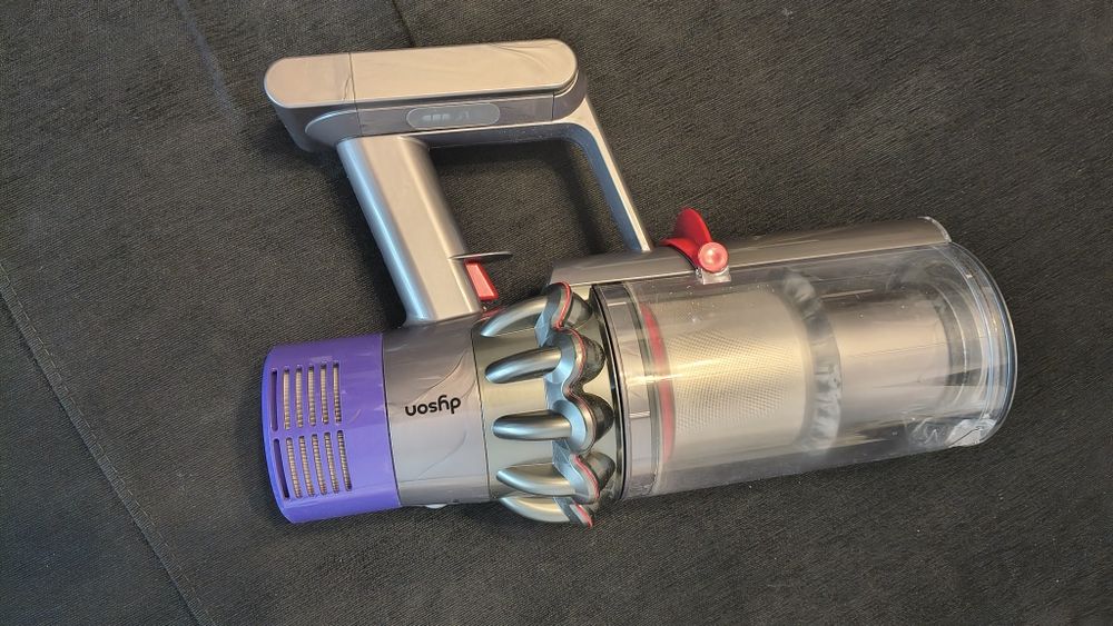 Dyson V10 absolute