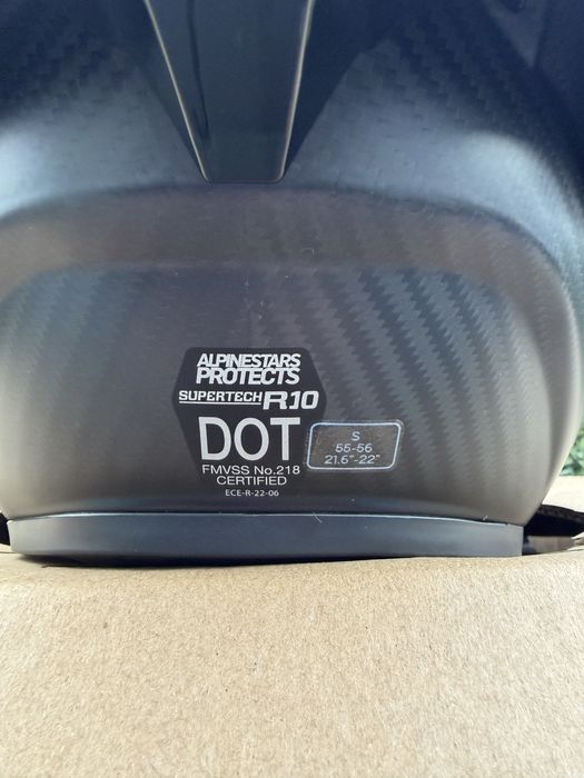 Каска Alpinestars Supertech r10 Carbon size S(55-56)