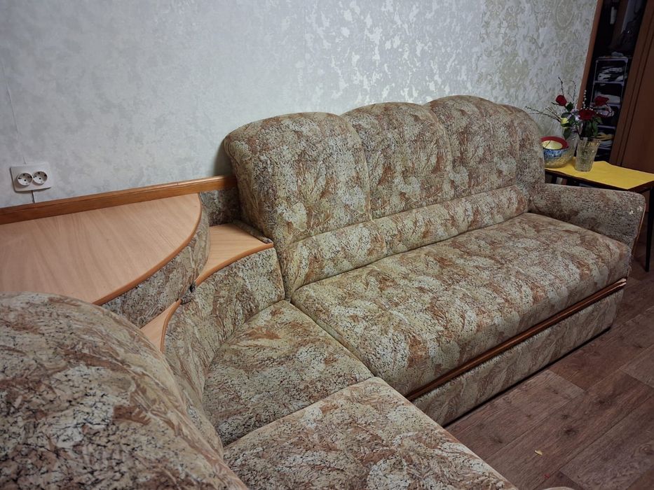 Продам угловой диван