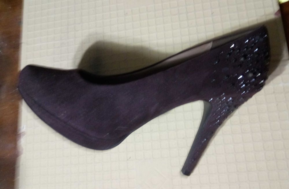 Pantofi eleganti pentru ocazii si petreceri