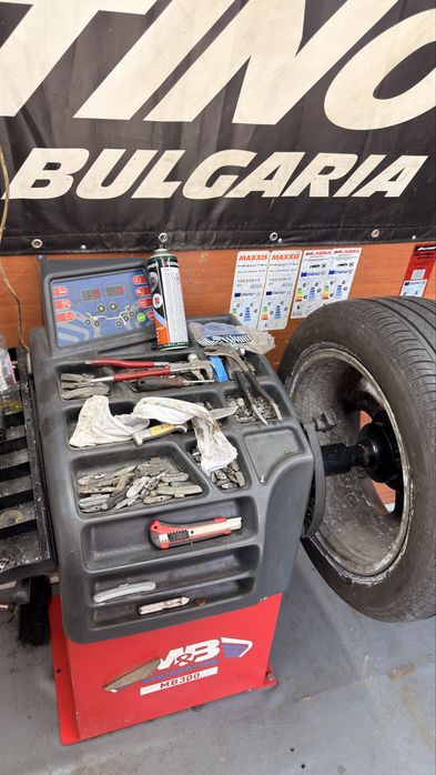 Mobile Tire Service Stara Zagora Мобилен сервиз Стара Загора SOS гуми Стара Загора - SOS Tires Tire Service