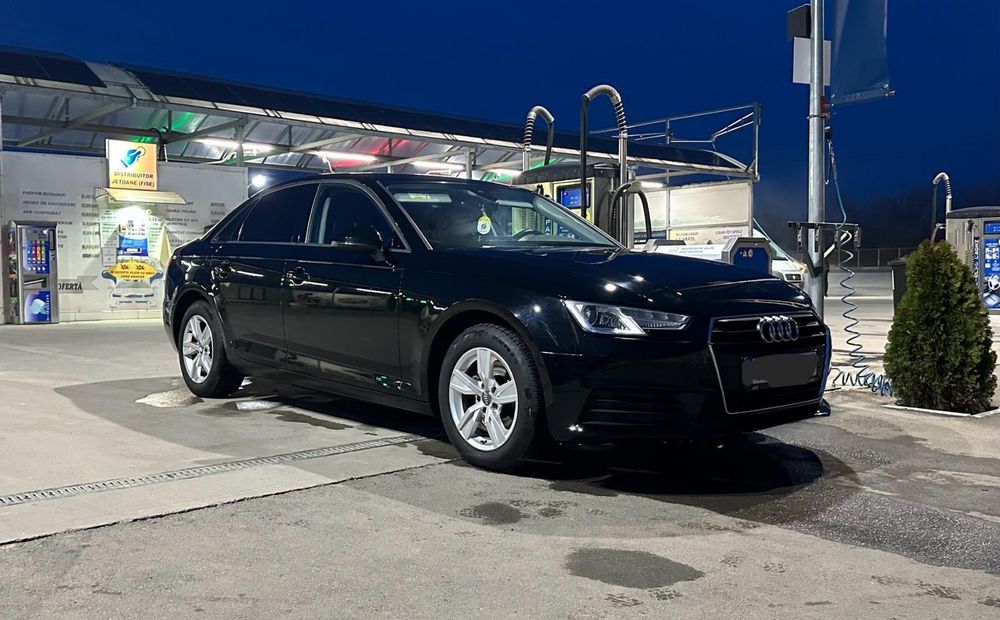 Vând Audi A4 2017