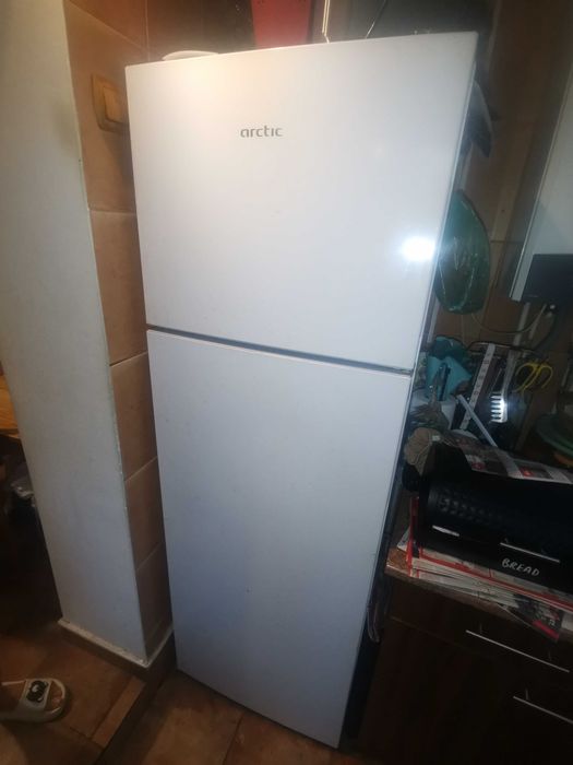 Frigider Arctic funcțional