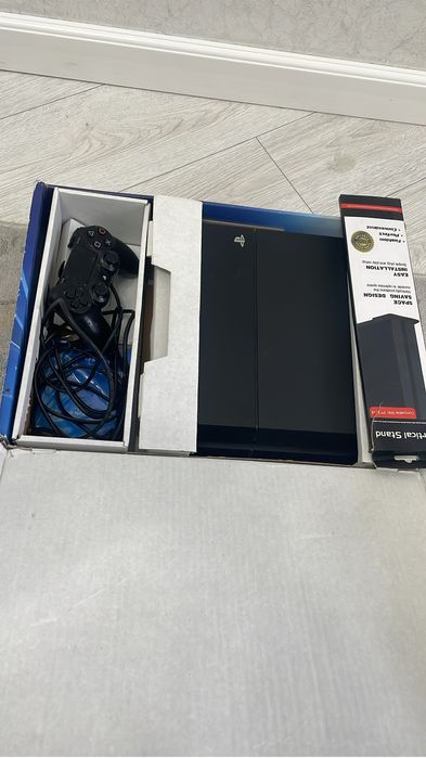 PS4, 1 джостик идеал