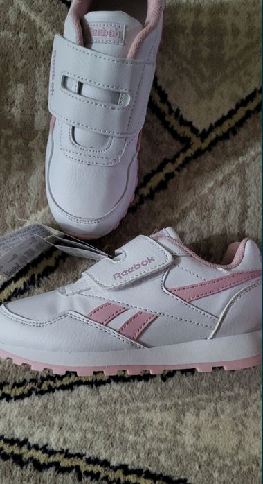 Детские кроссовки для девочки от Reebok размер 31