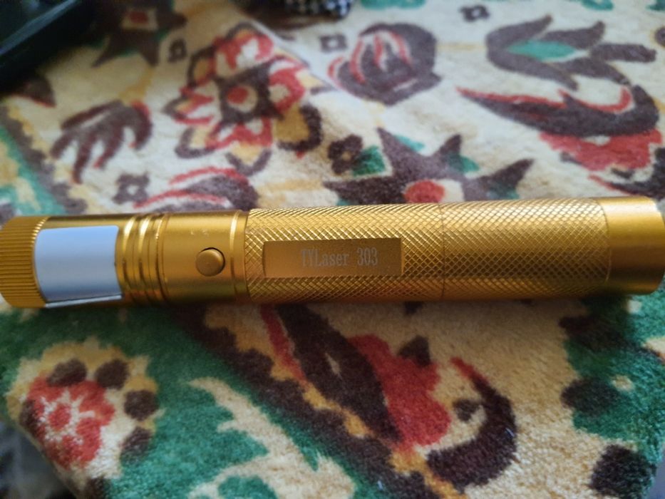 Супер мощен зелен лазер /40 лв до края на месеца