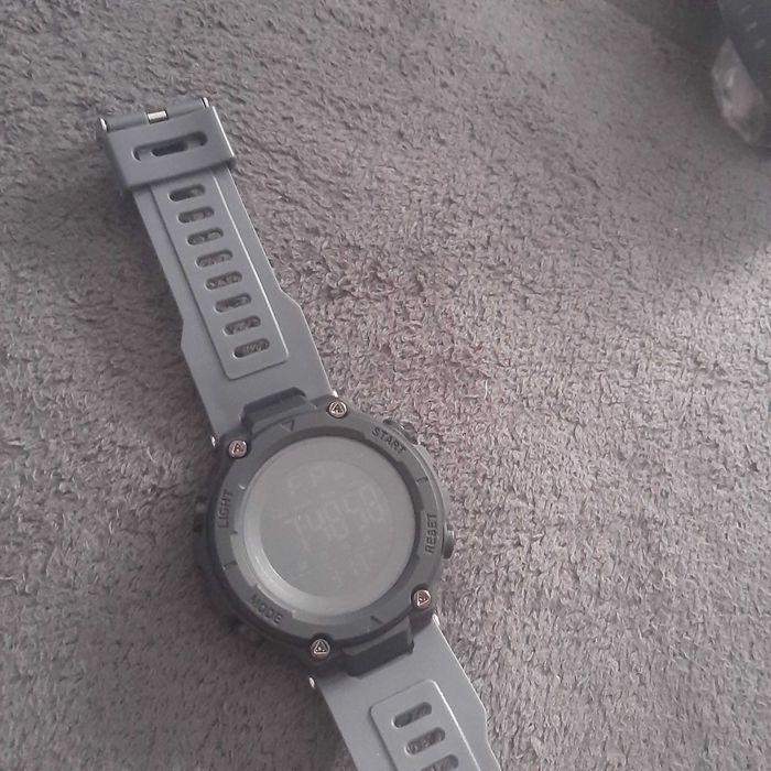 Мъжки спортен часовник лот електронен, воден