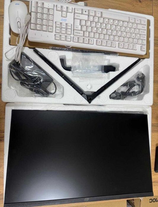 Моноблоки 12штук Core i5-7200U 7-го поколения dHP 23.8 16 ГБ 256 Гб