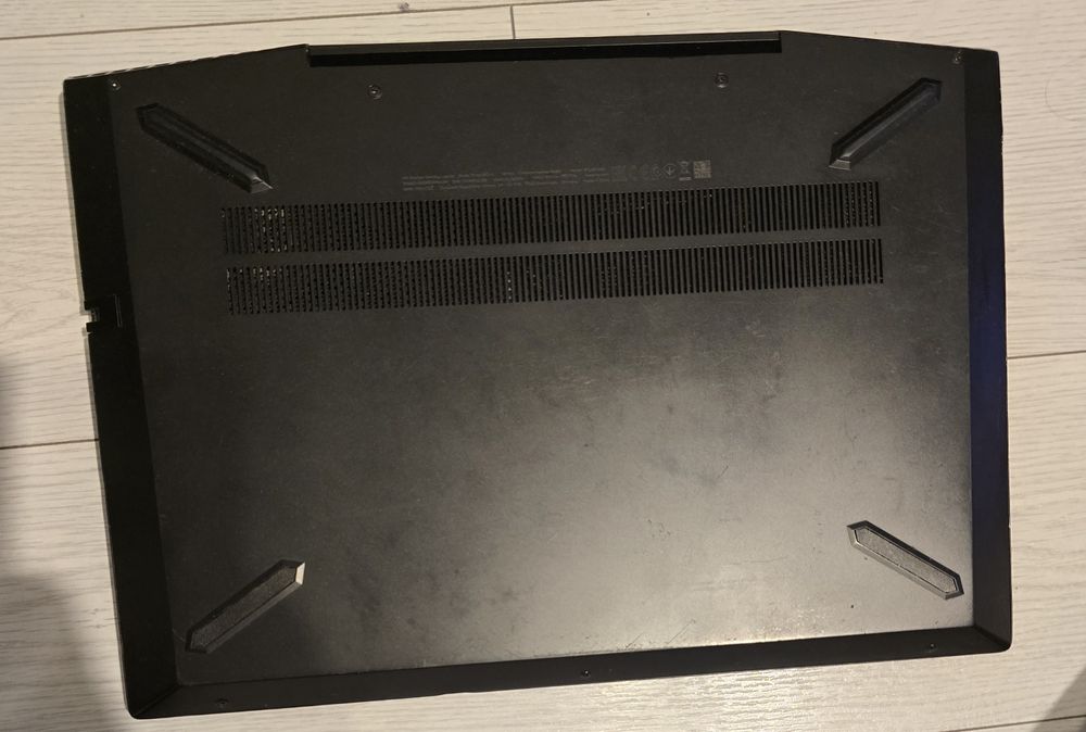 Laptop Hp Pavilion i5 gen 8 16gb ram gtx 1050ti fullhd