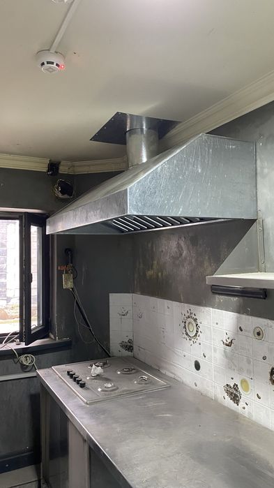 Вытишка зонт мантаж