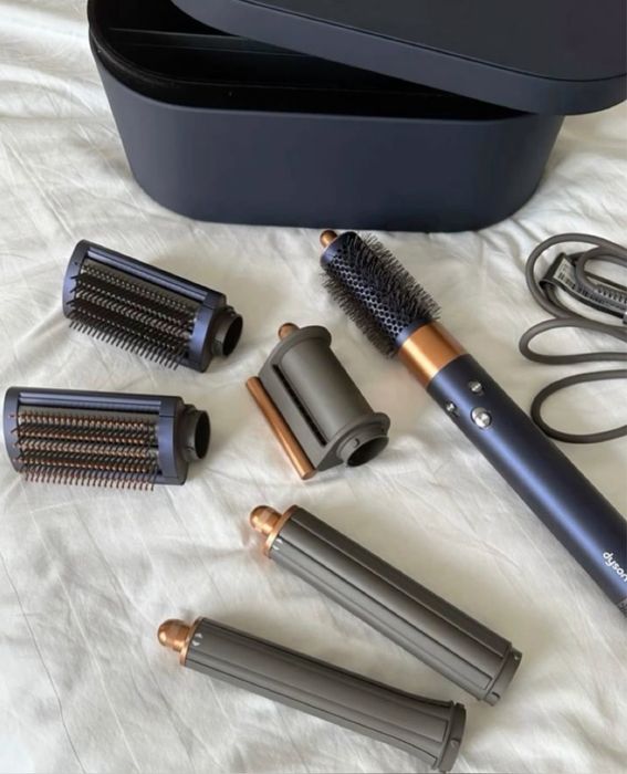 Продам Dyson  Airwrap Complete Long HS05