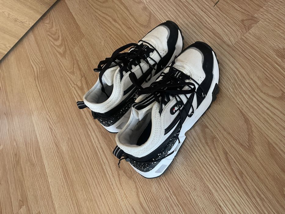 Сникърси FILA / wonen