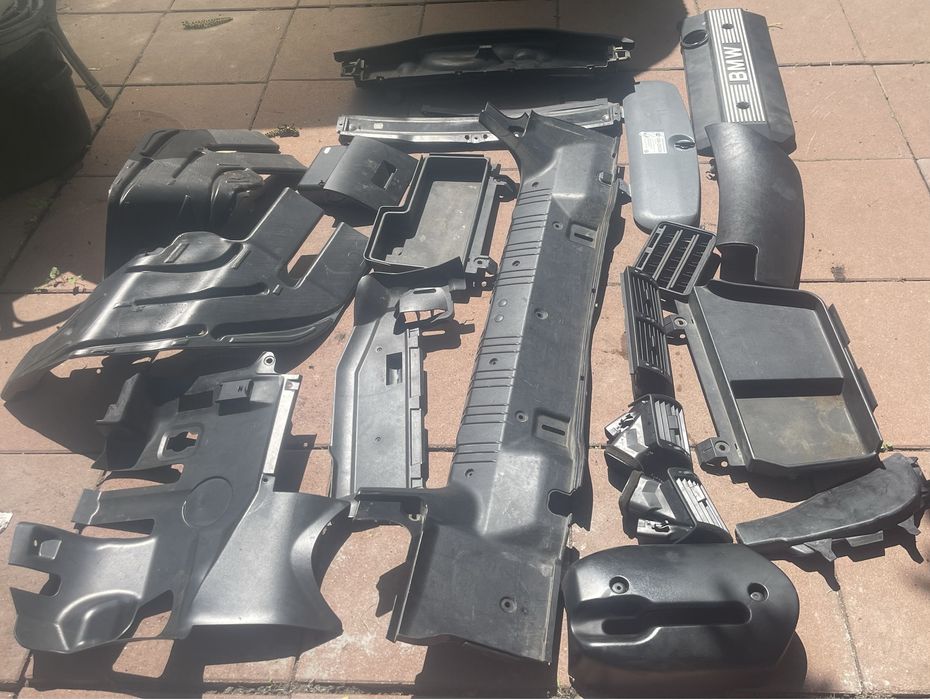 Продавам части за бмв е46 купе 328си