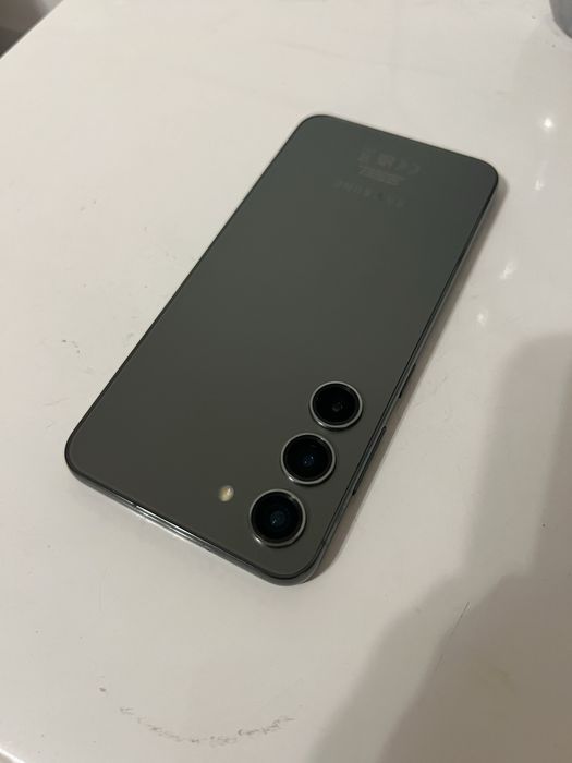 Samsung  S23 ( Dark Green )