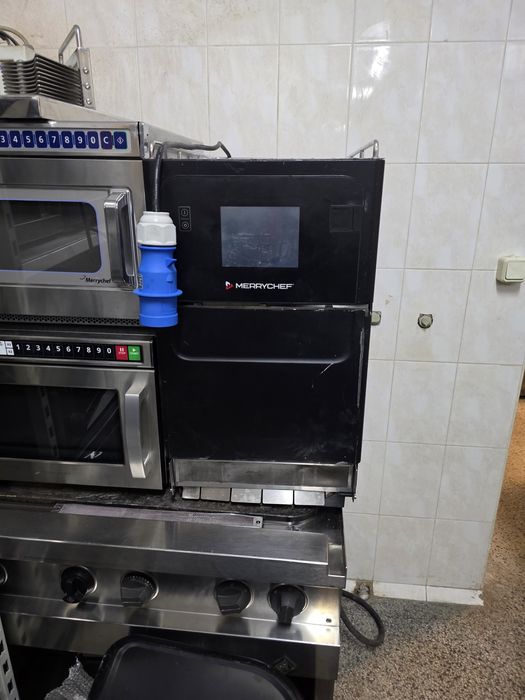 Високоскоростен конвектомат MerryChef Eikon® E2S Trend,3600лв