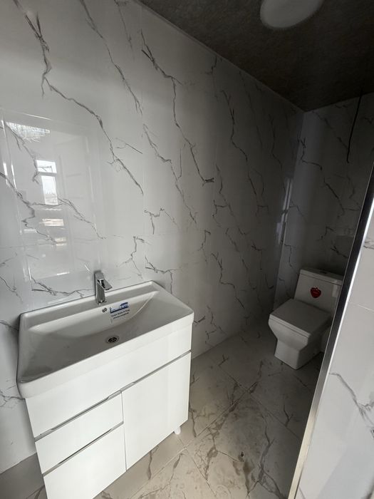 Binoni 2chi va 3chi qavati arendaga beriladi