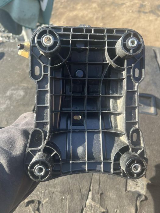 Селектор избирач топка за скорости автомат за Peugeot 2008 1,6hdi