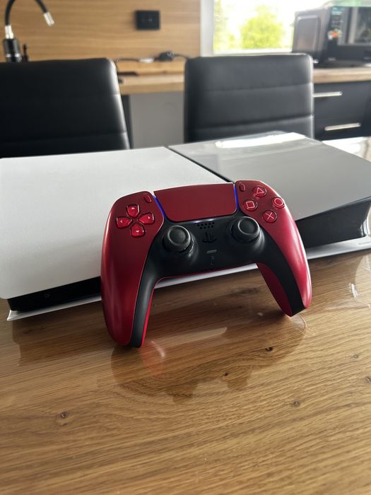 Vând PlayStation 5 Digital Edition