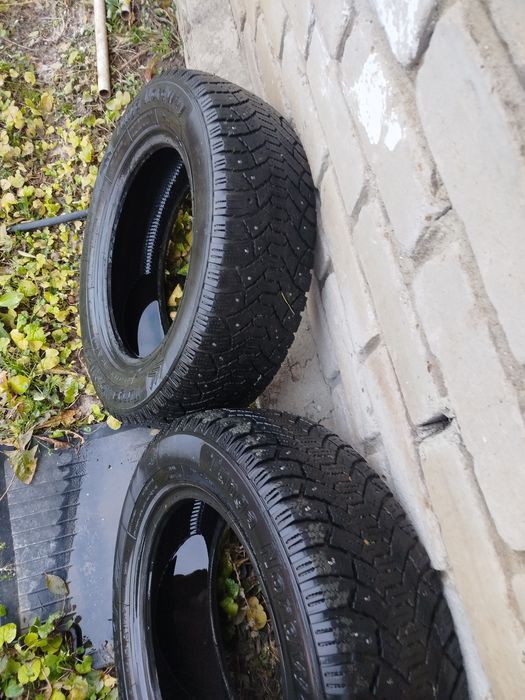 Продам шины зимние