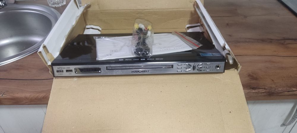 DVD  maxwell новый