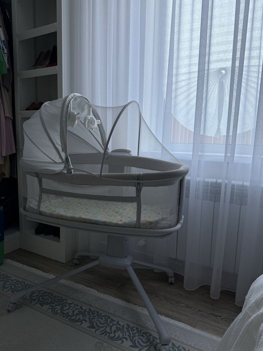 Продам детскую кроватку