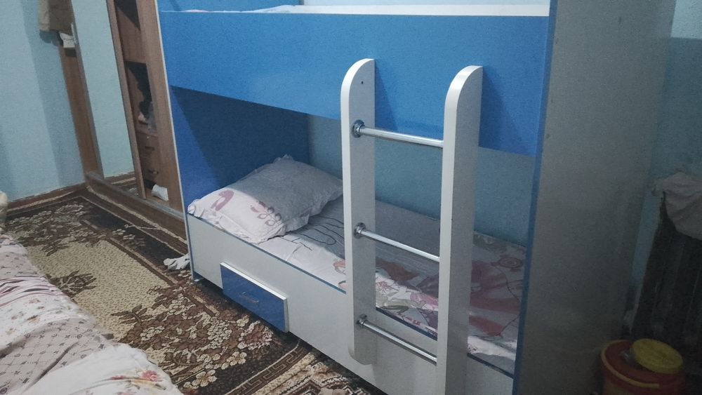 Детский кроват 80/180 метр. 800000 тыс.